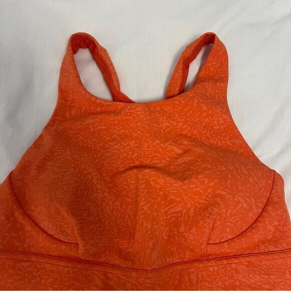 Limited edition lululemon top - Picture 2 of 4